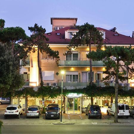 Hotel Mimosa Λινιάνο Σαμπιαντόρο Εξωτερικό φωτογραφία