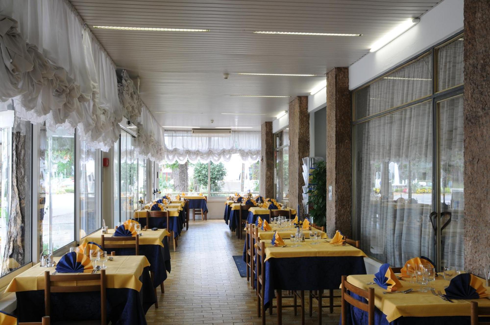 Hotel Mimosa Λινιάνο Σαμπιαντόρο Εξωτερικό φωτογραφία