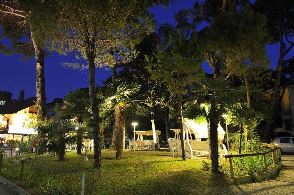 Hotel Mimosa Λινιάνο Σαμπιαντόρο Εξωτερικό φωτογραφία