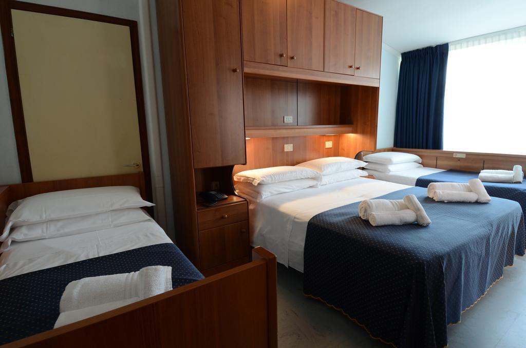 Hotel Mimosa Λινιάνο Σαμπιαντόρο Εξωτερικό φωτογραφία