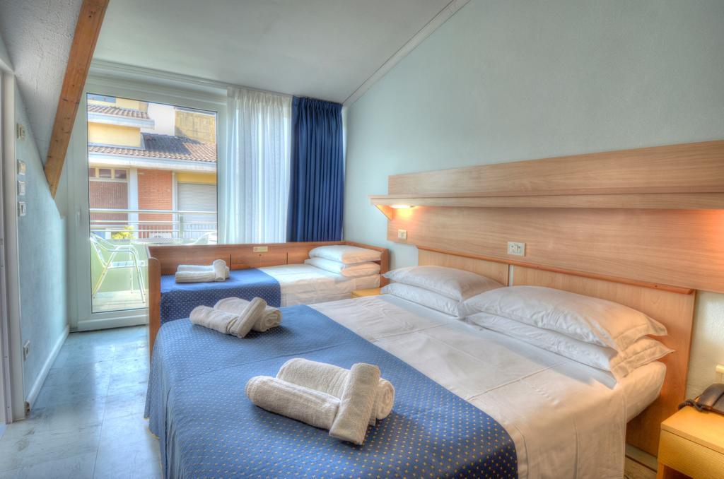 Hotel Mimosa Λινιάνο Σαμπιαντόρο Εξωτερικό φωτογραφία