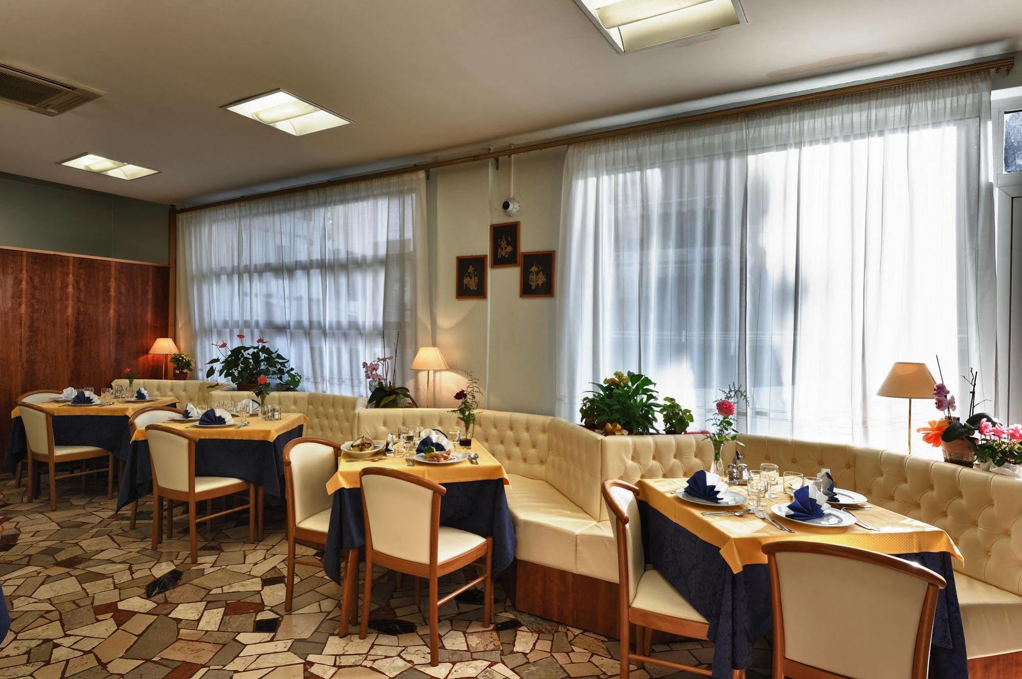 Hotel Mimosa Λινιάνο Σαμπιαντόρο Εξωτερικό φωτογραφία