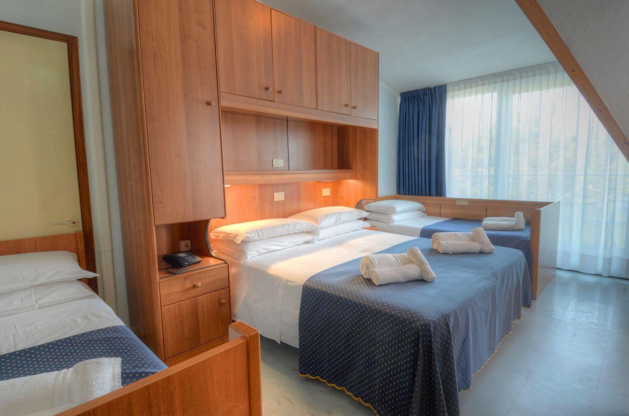 Hotel Mimosa Λινιάνο Σαμπιαντόρο Εξωτερικό φωτογραφία